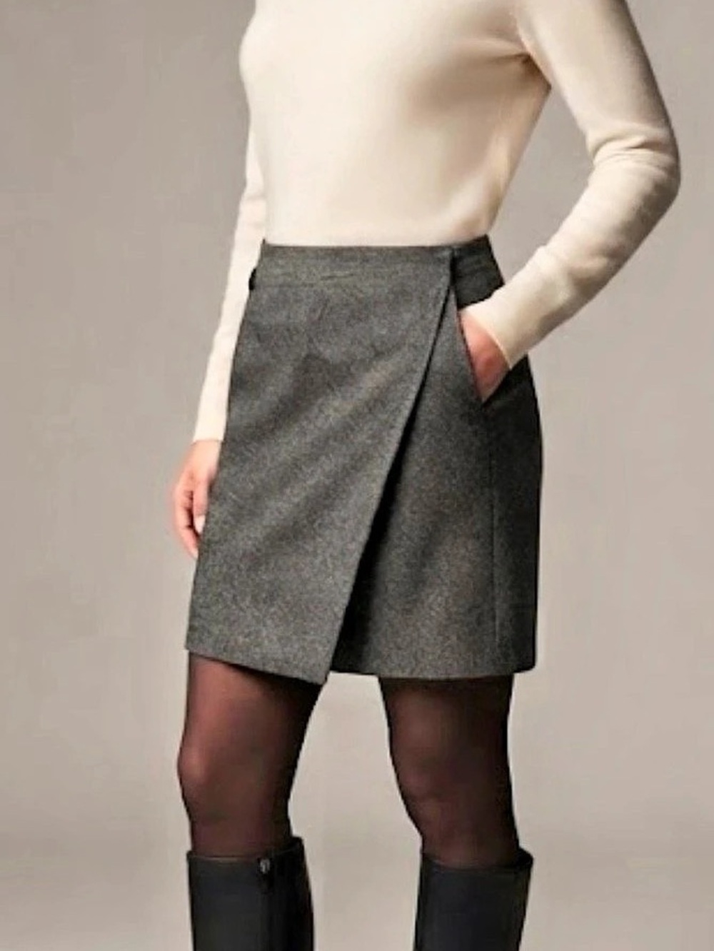 Style&co. Houndstooth Skirt 70% Wool blend. Green. Size 16 NWT